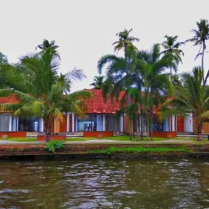 4* Курортный комплекс Punnamada